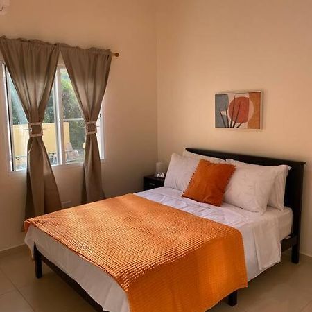 Lovely 2 Bedroom Apartment In Quiet Neighborhood! Philipsburg  Exterior foto